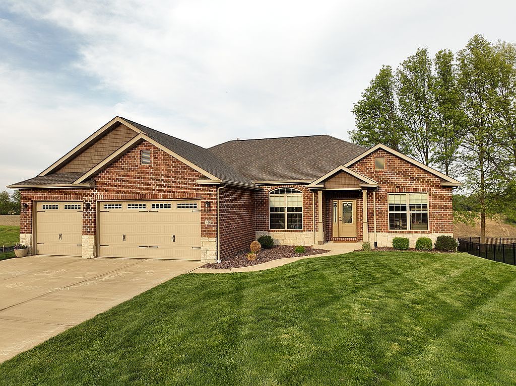 540 Glendale Dr, Troy, IL 62294 Zillow