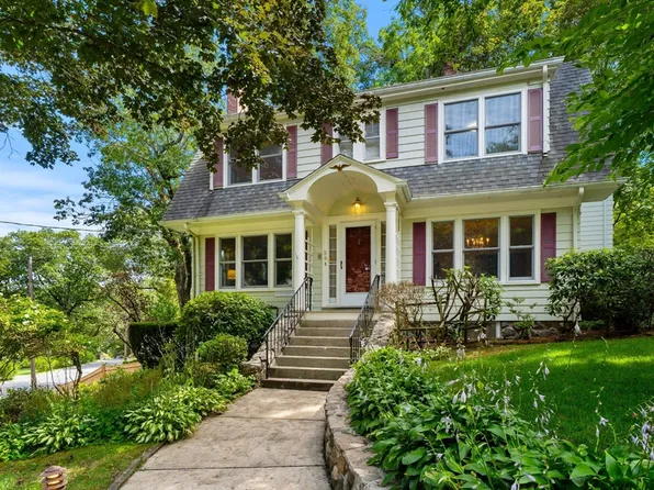 36 Independence Ave, Lexington, MA 02421