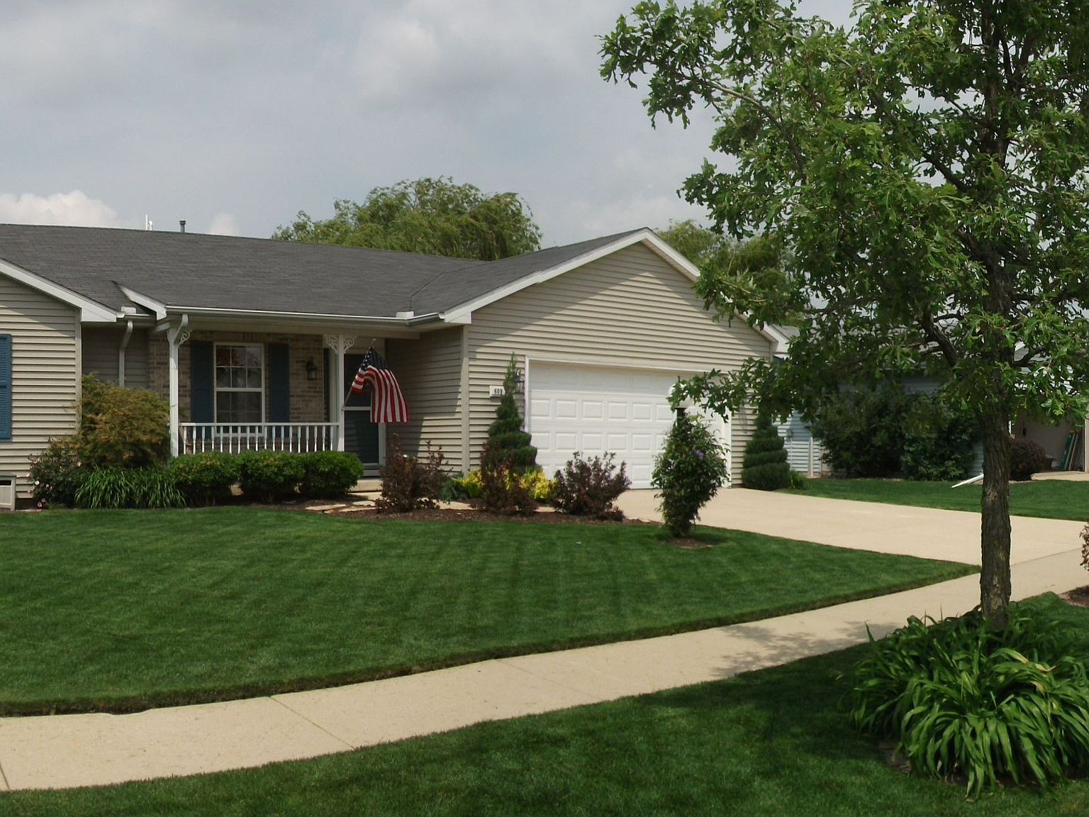 609 Brittany Dr, Champaign, IL 61822 Zillow