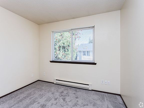 5th image of 5715 N 30th St #C1