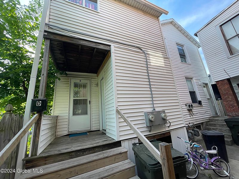 3rd image of 621 3rd Avenue