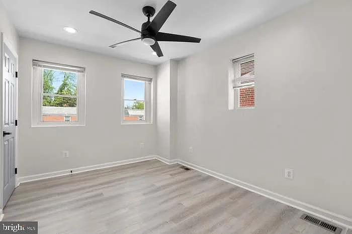 4816 Beaufort Ave — Photo 9