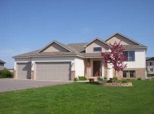 519 Ellie Ct, Saint Joseph, MN 56374