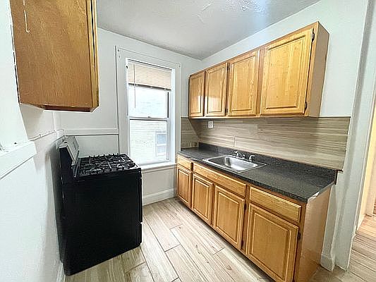 1st image of 21-63 27th St #8