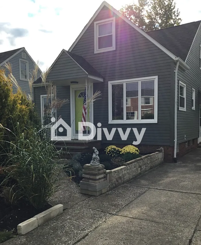 20118 Gardenview Dr photo 1