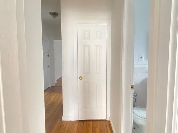 3rd image of 3230 Steuben Ave #7G