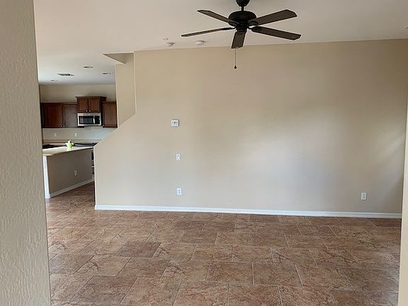 5th image of 26519 N 53rd Gln
