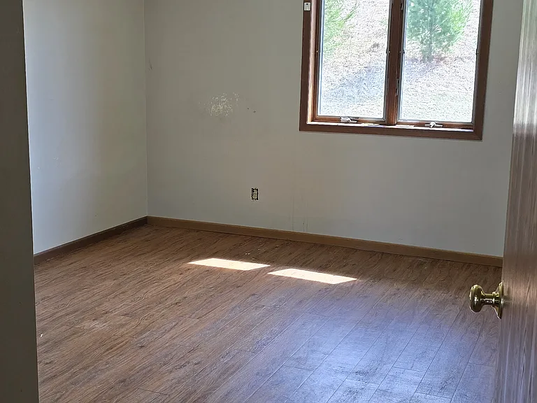 1279 Highway 14 W #1 — Photo 8