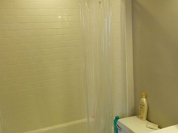 48 Burbank St. #7 Boston (Kenmore) Shared Unit Photo 5