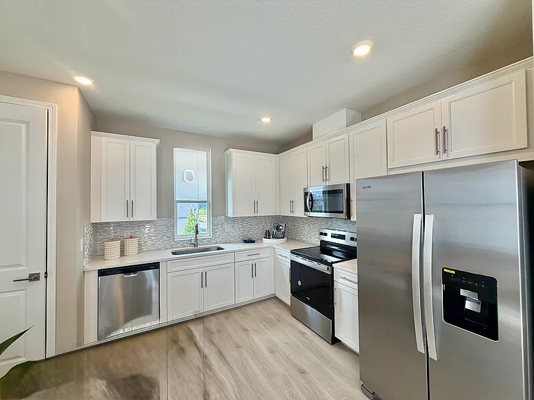 10221 Dulbecco St — Photo 4