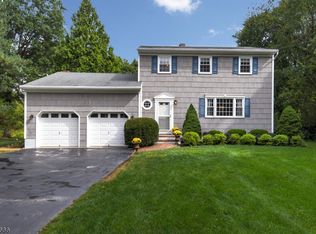 86 Claremont Rd, Franklin Park, NJ 08823