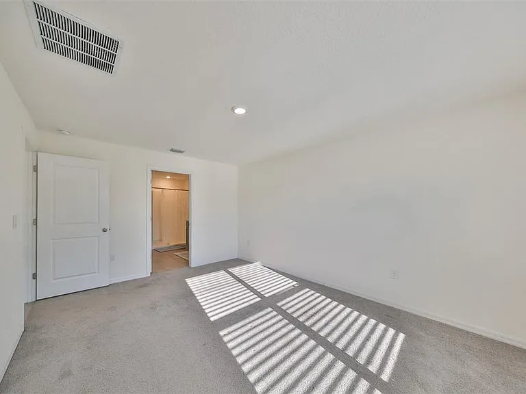 16782 Carlton Pond St — Photo 18