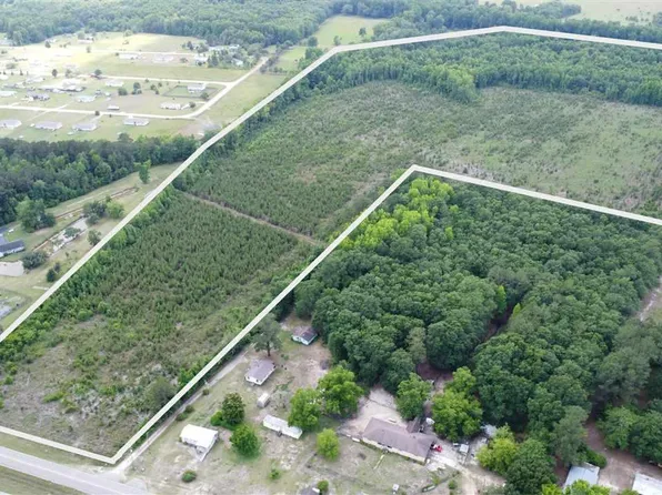 Christmas Farm Rd, Latta, SC 29565