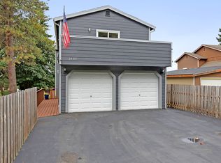 24303 25th Ave S, Des Moines, WA 98198