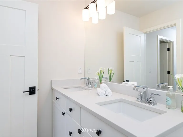 5608 218th Ct SW — Photo 24