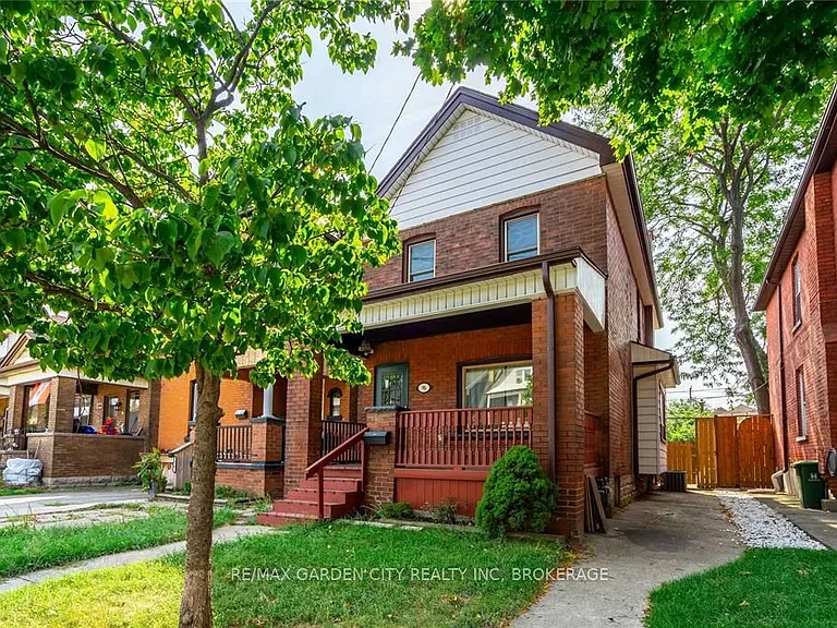 96 Beechwood Ave — Photo 3