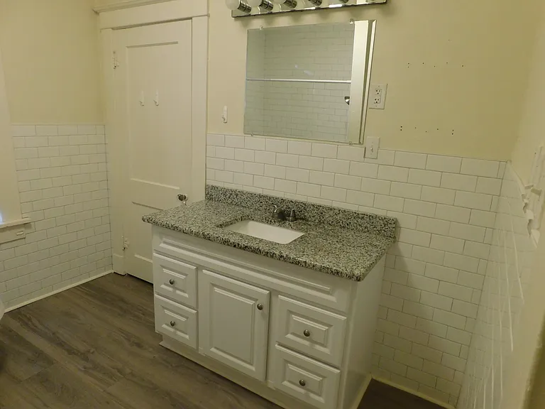 1015 Scott St #1 — Photo 13