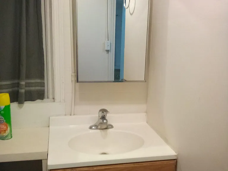 Laundry Room/ Bathroom