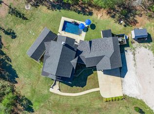 21702 Mixon Rd, Troup, TX 75789