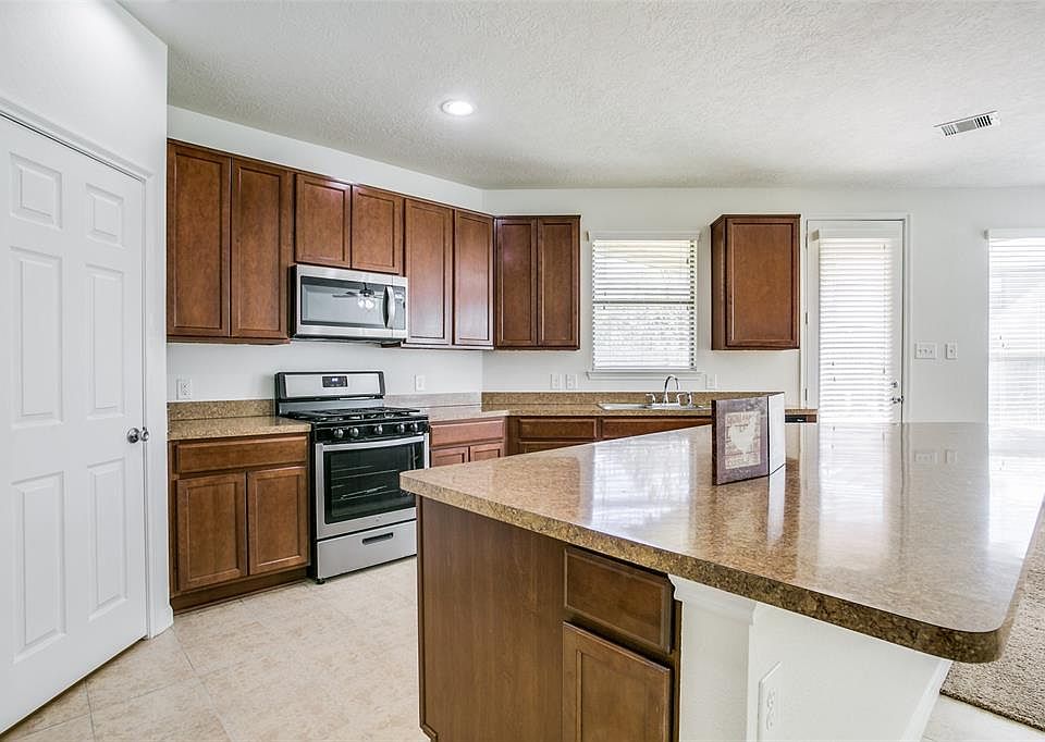 1st image of 7652 Cocobola Ln