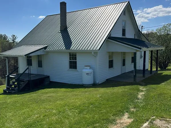 9330 Carsonville Rd, Independence, VA 24348