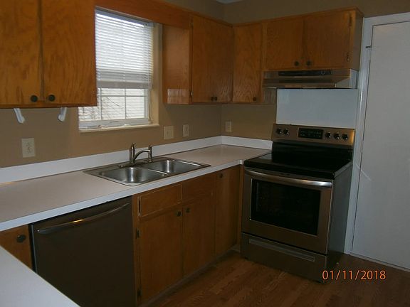 4th image of 1003 Lassiter Dr