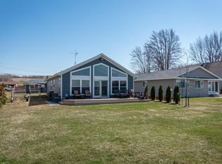 N8640 Linden Beach Rd, Fond Du Lac, WI 54937