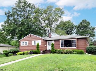 100 Richard St, Parsippany, NJ 07054