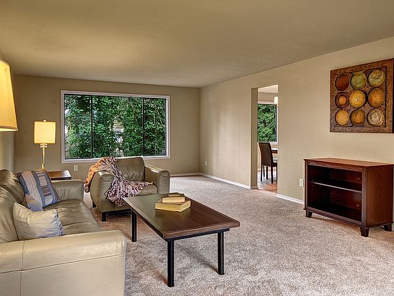 5th image of 14640 NE 178th St