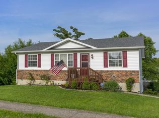 206 Lilac Ct, Radcliff, KY 40160
