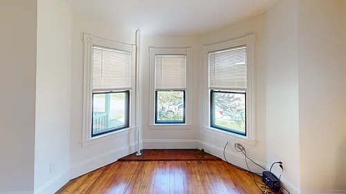 90 Barnes Ave #1 Photo 1