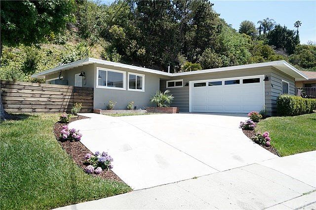 1st image of 636 Villa Monte Ave