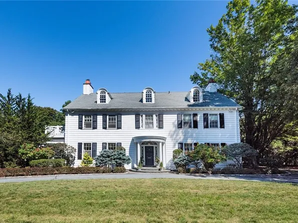 132 Nayatt Rd, Barrington, RI 02806