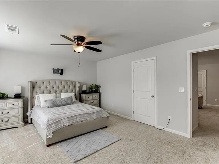 2055 Sorrento Ct — Photo 12