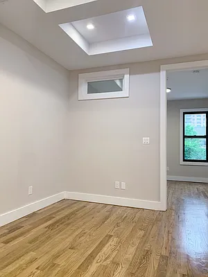 Rented by Bold New York | media 39