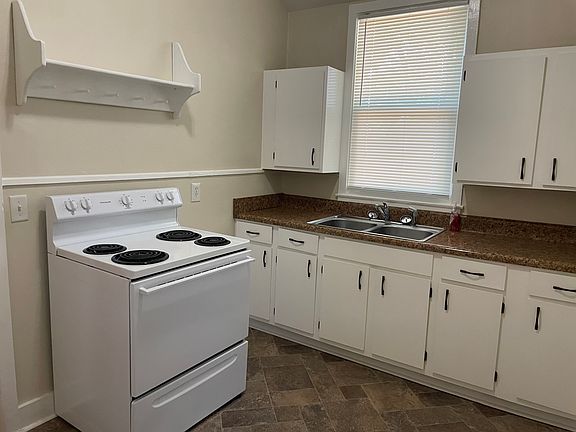 2nd image of 1110 Watwood Ave