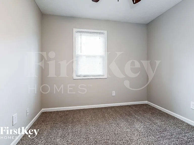2592 Chippewa Ct — Photo 11