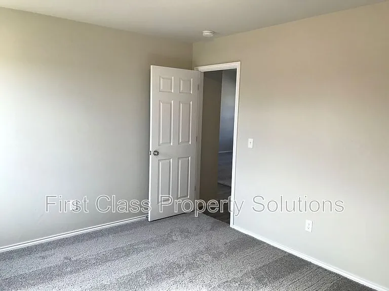 1716 W Antler Way — Photo 14