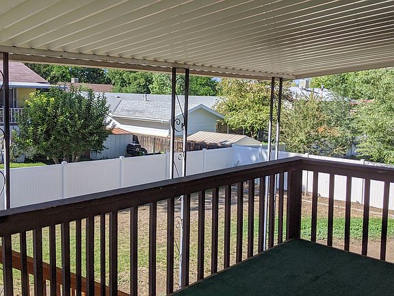 3rd image of 2214 Essex St