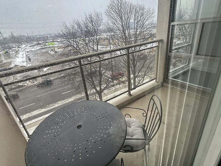 1 Leaside Park Dr #408 — Photo 14
