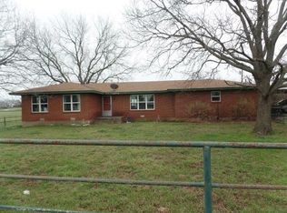 131 South Dr, Springtown, TX 76082