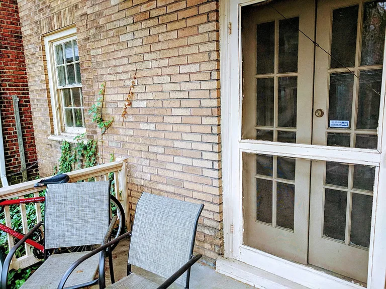 302 N. Cleveland St.* — Photo 10