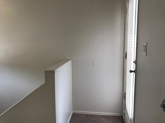 3rd image of 2105 Chelwood Park Blvd NE APT D