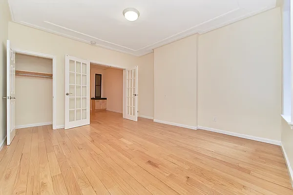 Rented by Living New York | media 3