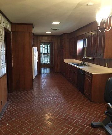 3rd image of 1718 W Sudan Cir
