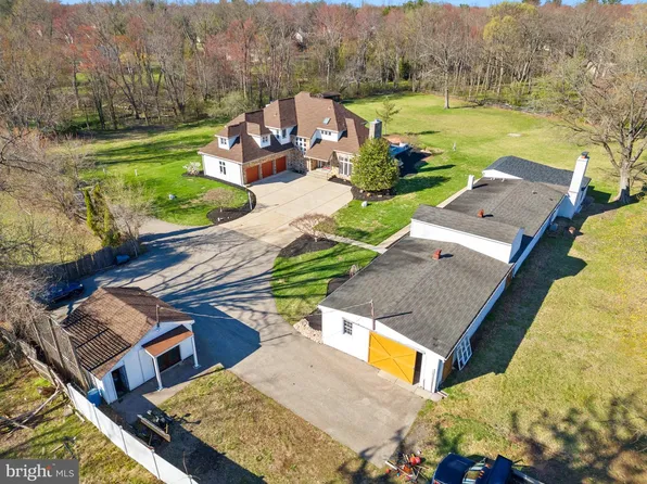 961 Skippack Pike, Blue Bell, PA 19422