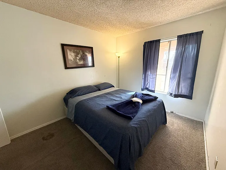 2126 Rawhide St — Photo 12