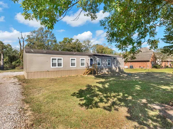 14205 Bluff Rd, Prairieville, LA 70769