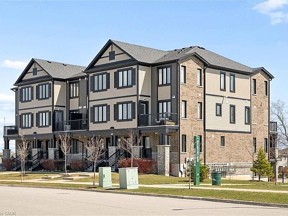 2nd image of 150 Rochefort St #F