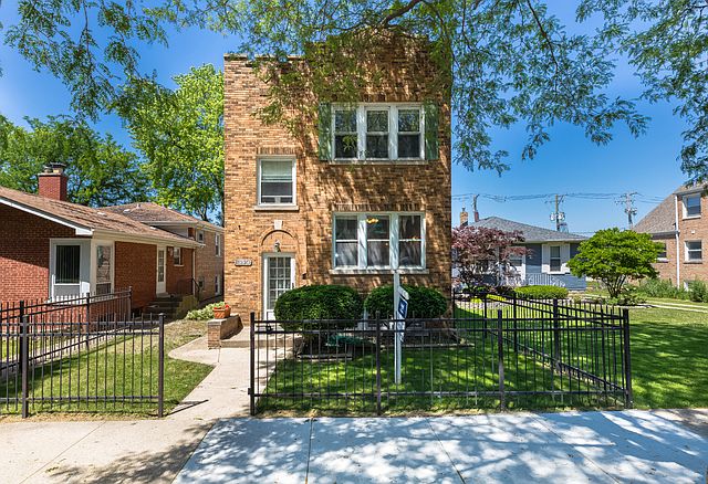1st image of 9530 S Claremont Ave
